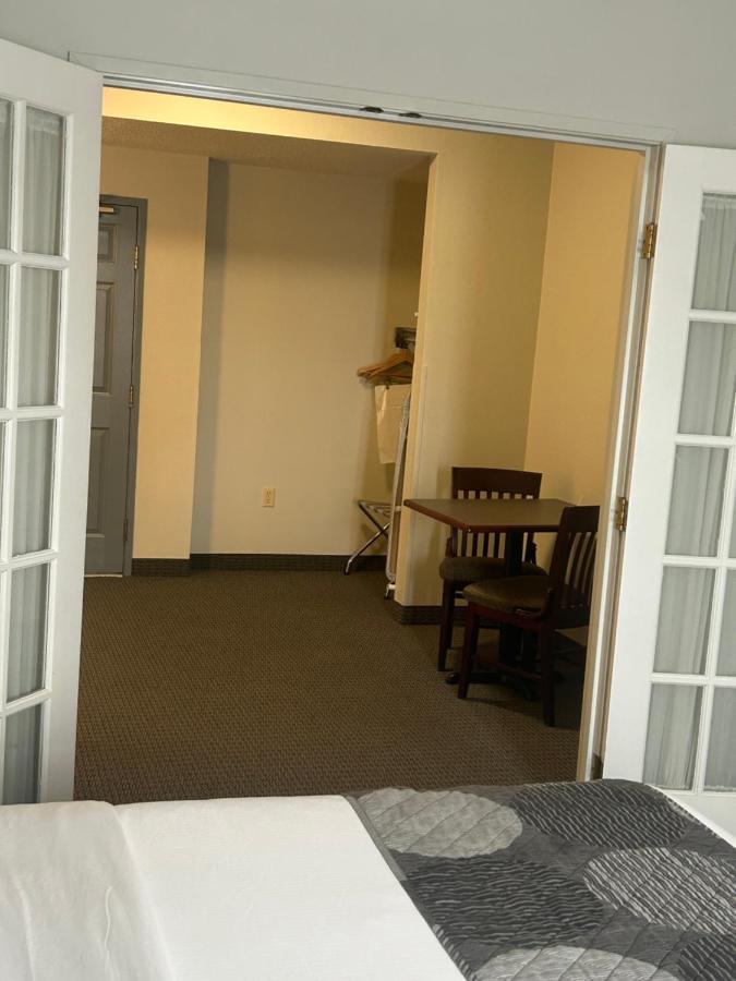 Grandstay Hotel & Suites Hastings Екстериор снимка